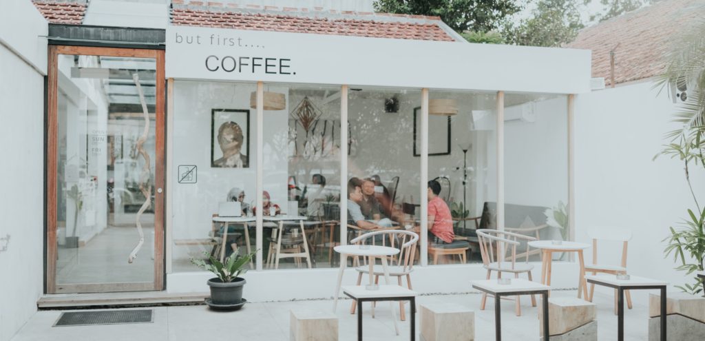 Sự thật ít người biết về mô hình cafe take away  Dcorp Vietnam